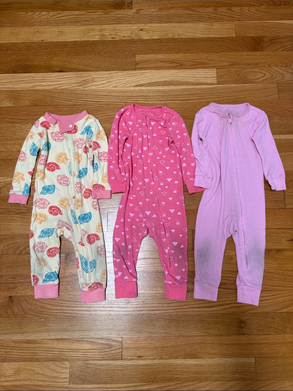 Mixed brands Pink and Shell-Print One-Piece Pajamas Set 12M